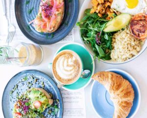 AROUND THE CORNER FROM WATERSTONE: Porters Neck Drift Coffee and Kitchen